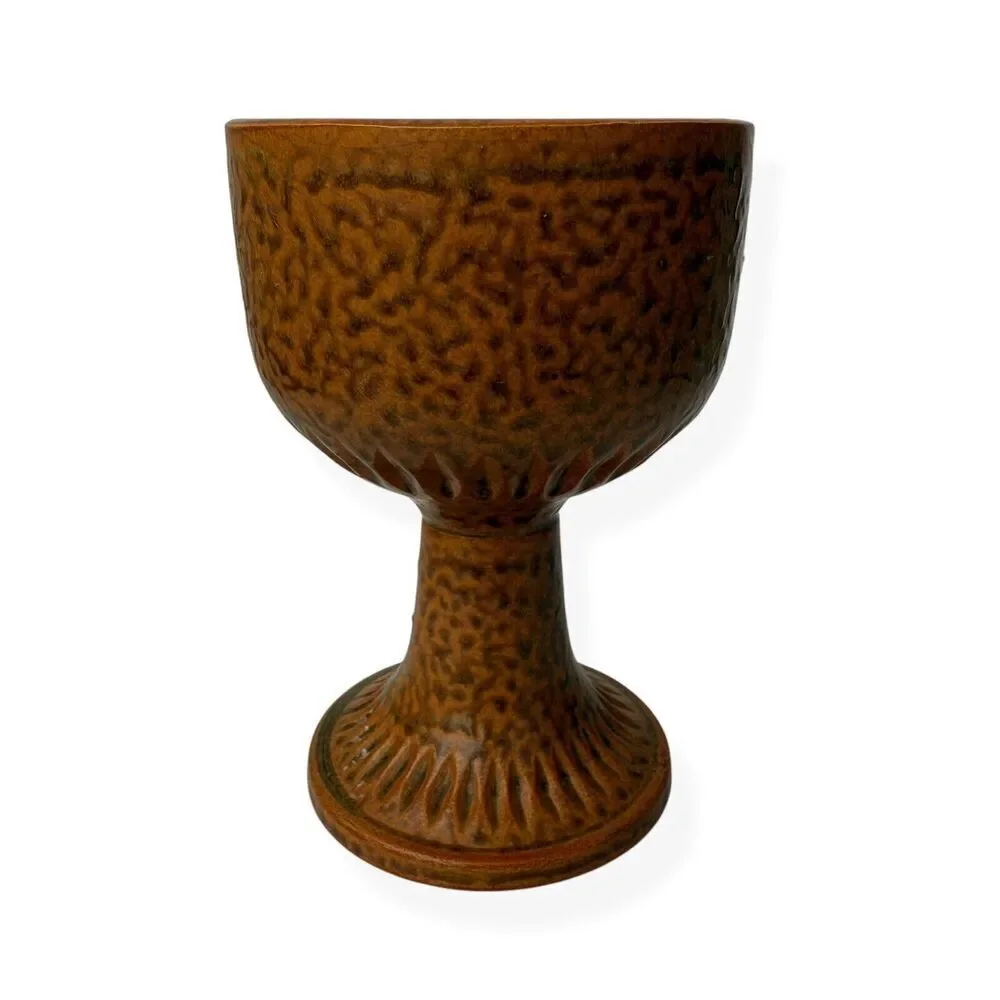 Unmarked vintage ceramic